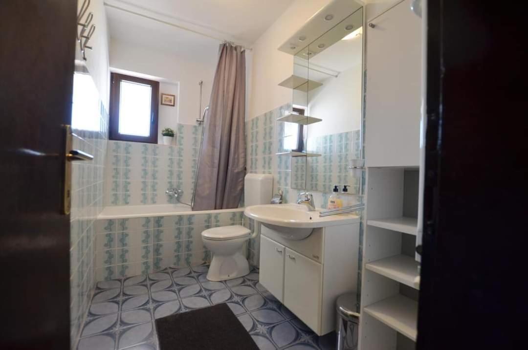 Tony Apartments 로비니 객실 사진